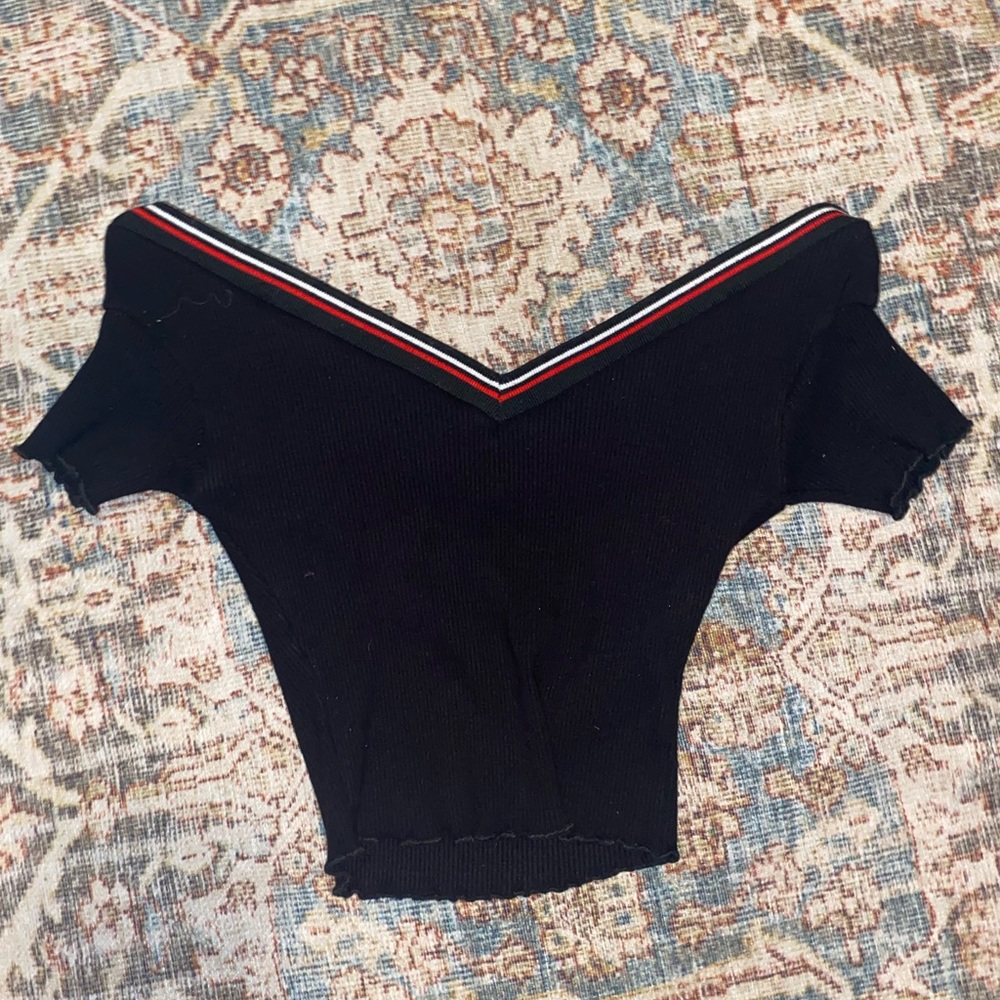 Off-the-shoulder Cropped Top